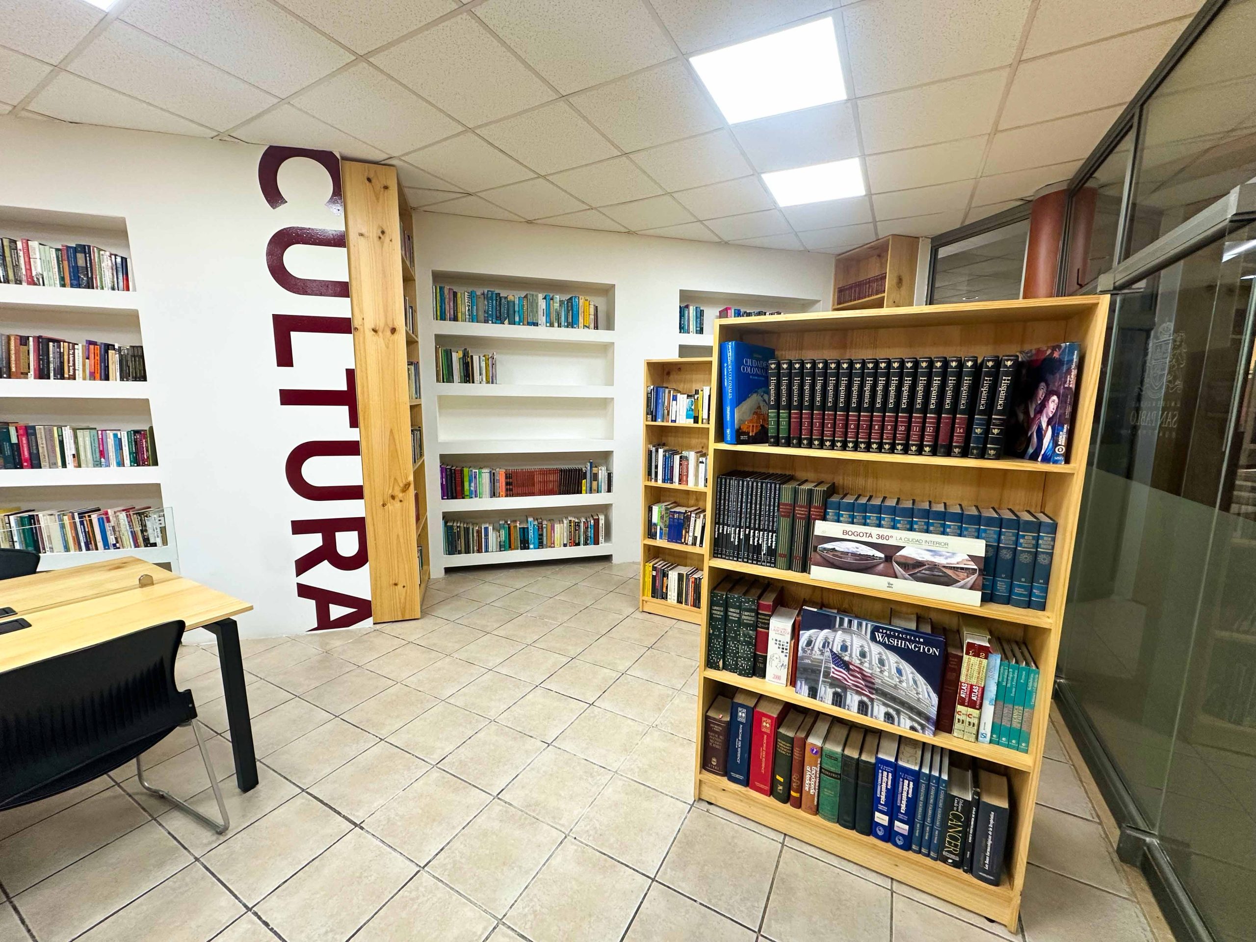 Biblioteca Enrique y Asunción Arimany